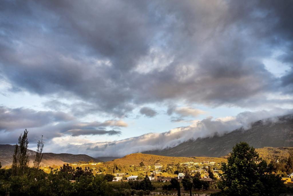 Karoo Art Hotel Barrydale Exterior photo